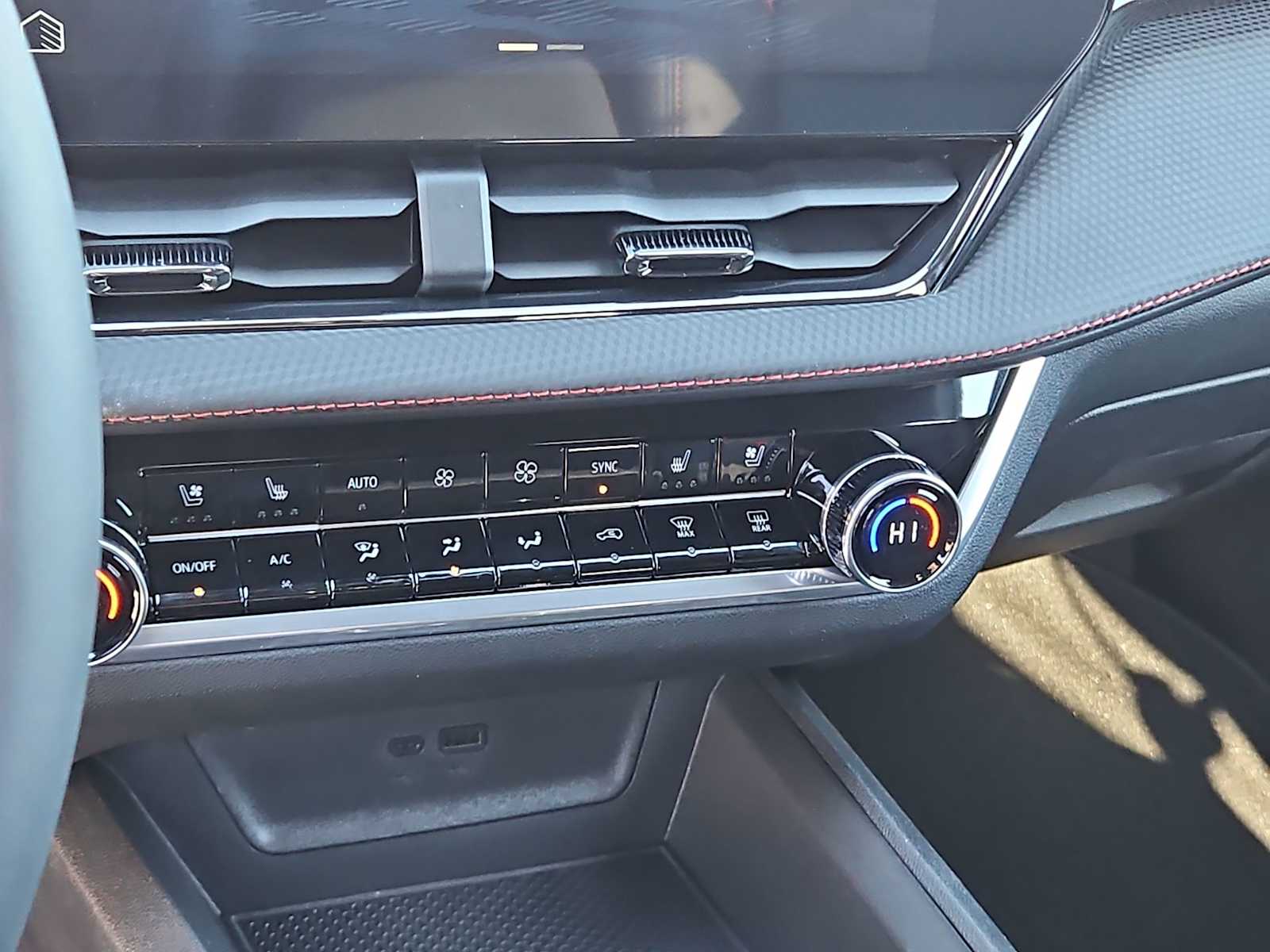 Thumbnail: 2026 Chevrolet Equinox - 24