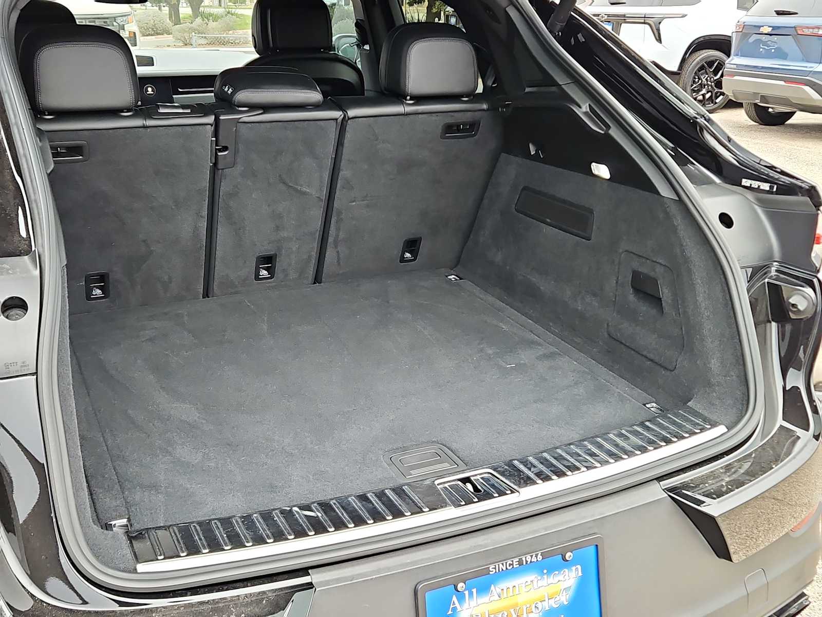 Thumbnail: 2023 Porsche  - 23