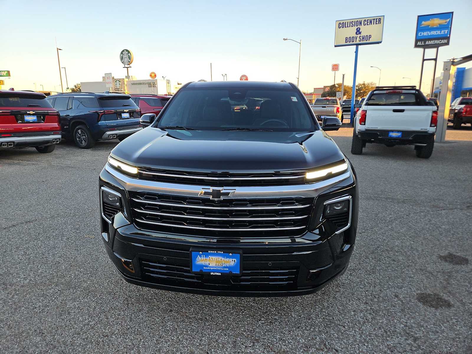 Thumbnail: 2025 Chevrolet Traverse - 3