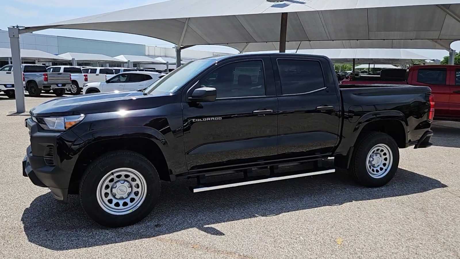 Thumbnail: 2025 Chevrolet Colorado - 4