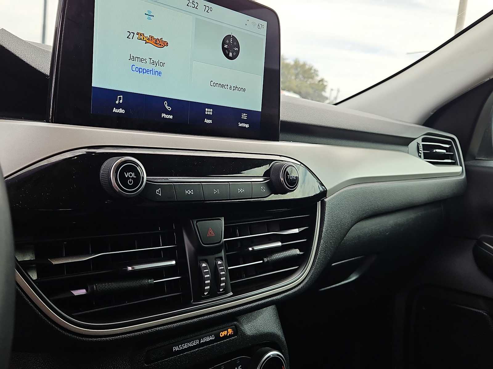 Thumbnail: 2022 Ford Escape - 24