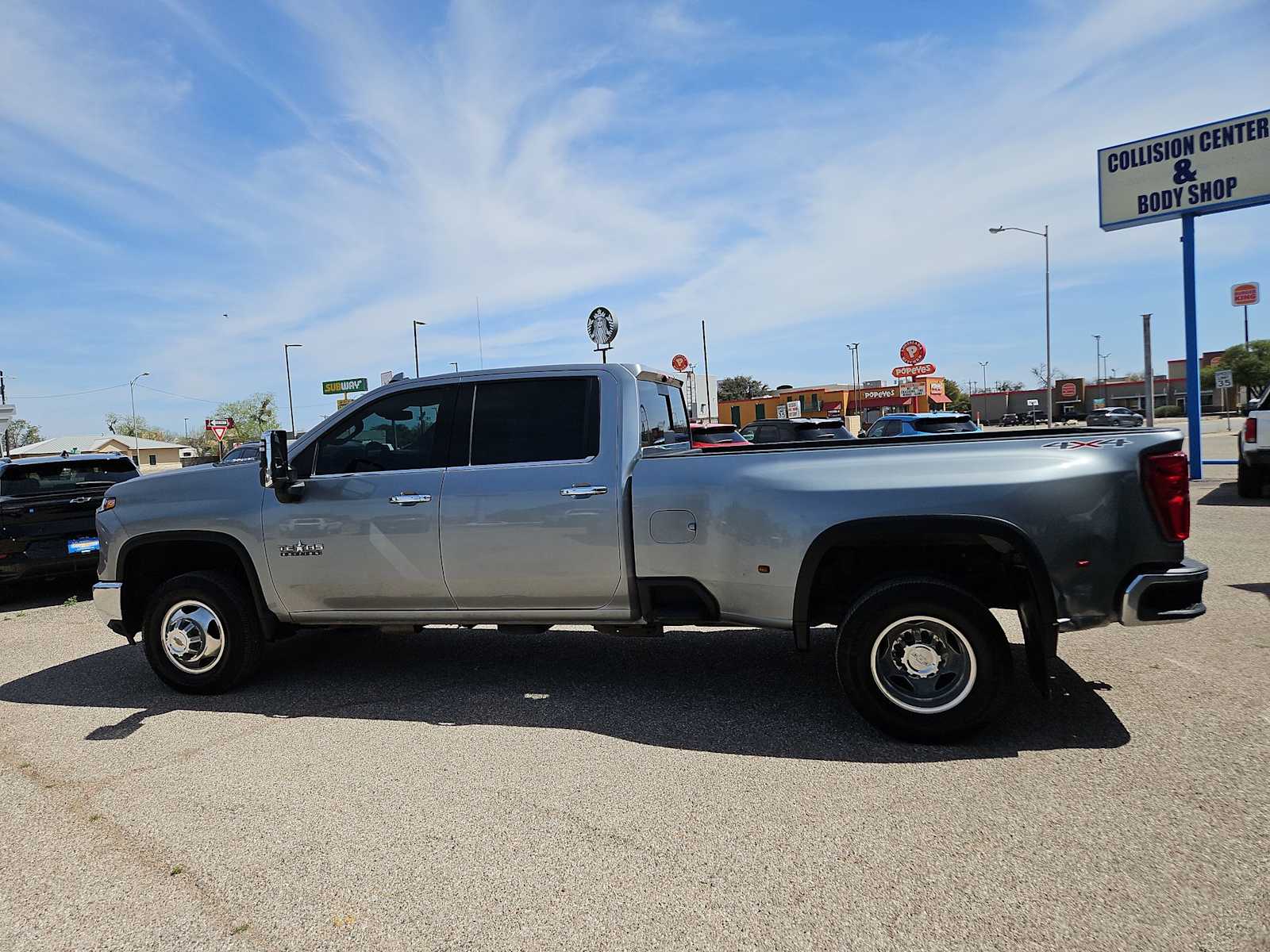 Thumbnail: 2024 Chevrolet Silverado 3500 - 5