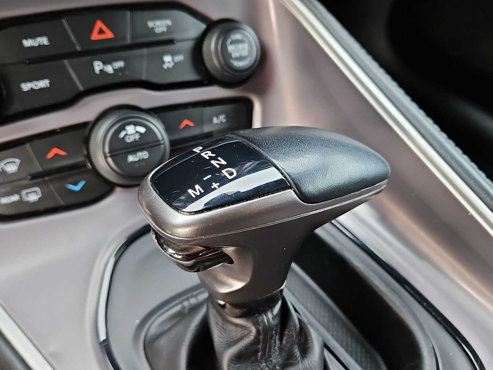 Thumbnail: 2022 Dodge Challenger - 21