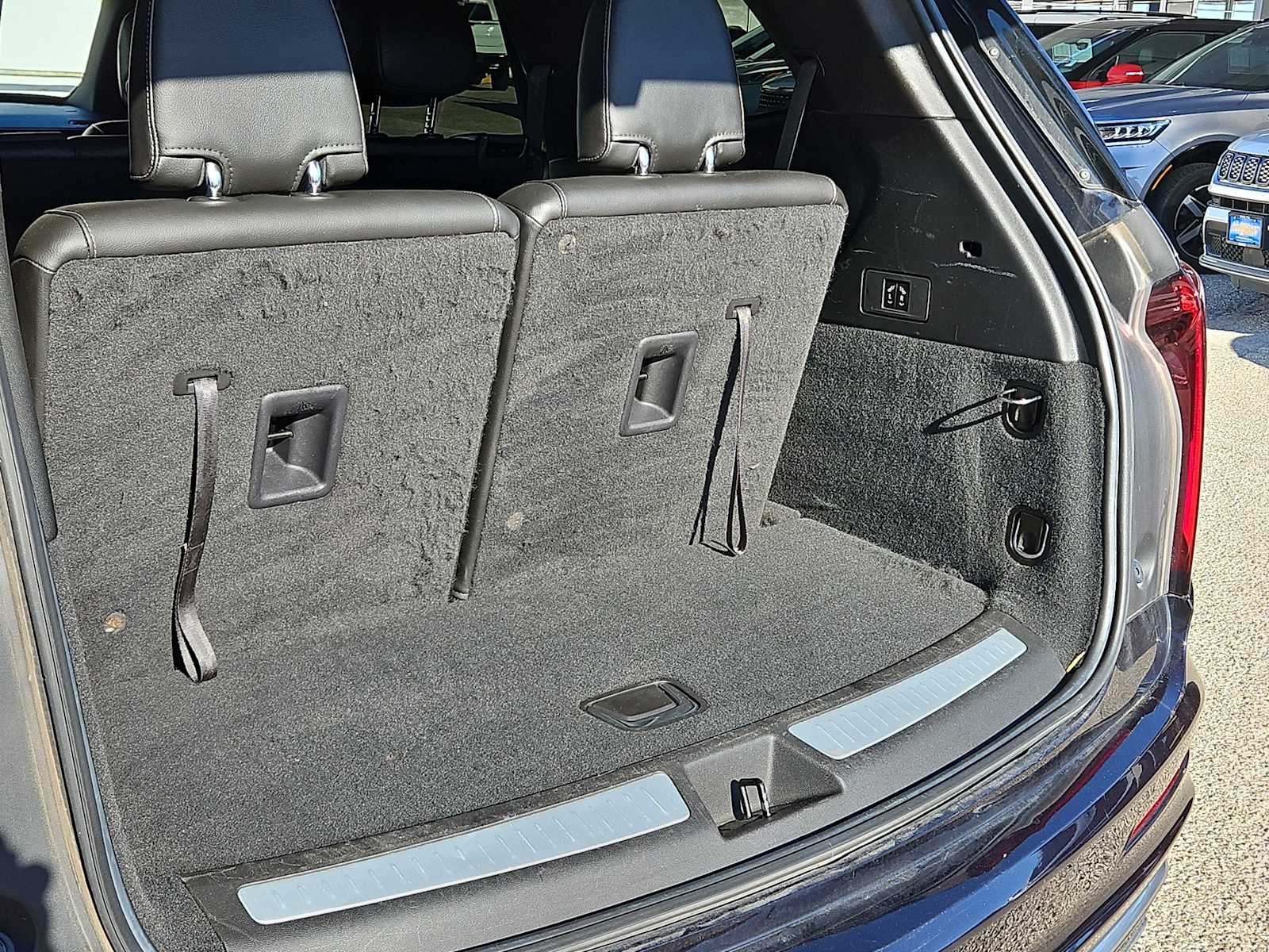 Thumbnail: 2022 Cadillac XT6 - 23