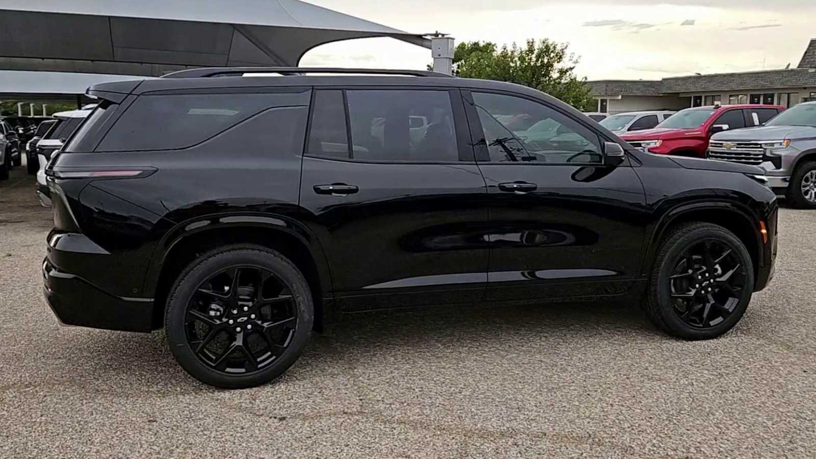 Thumbnail: 2026 Chevrolet Traverse - 8