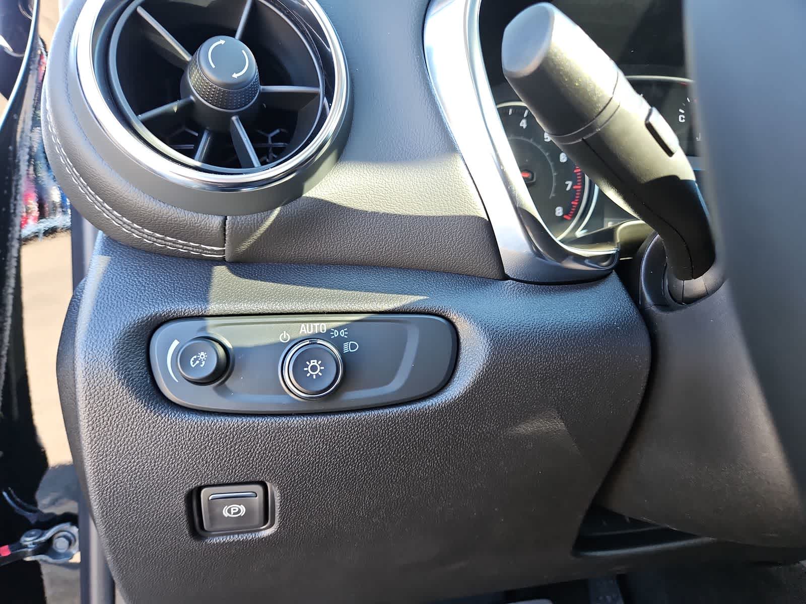 Thumbnail: 2024 Chevrolet Blazer - 27