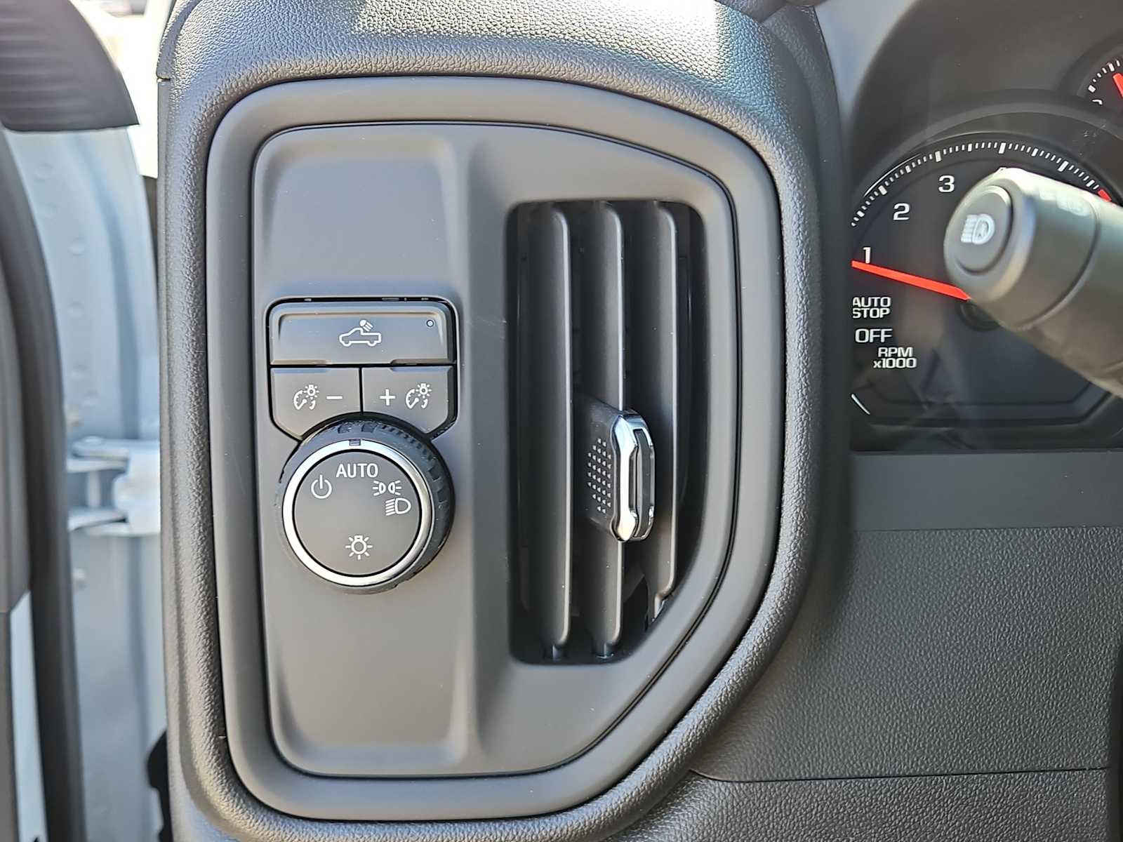 Thumbnail: 2026 Chevrolet Silverado 1500 - 15