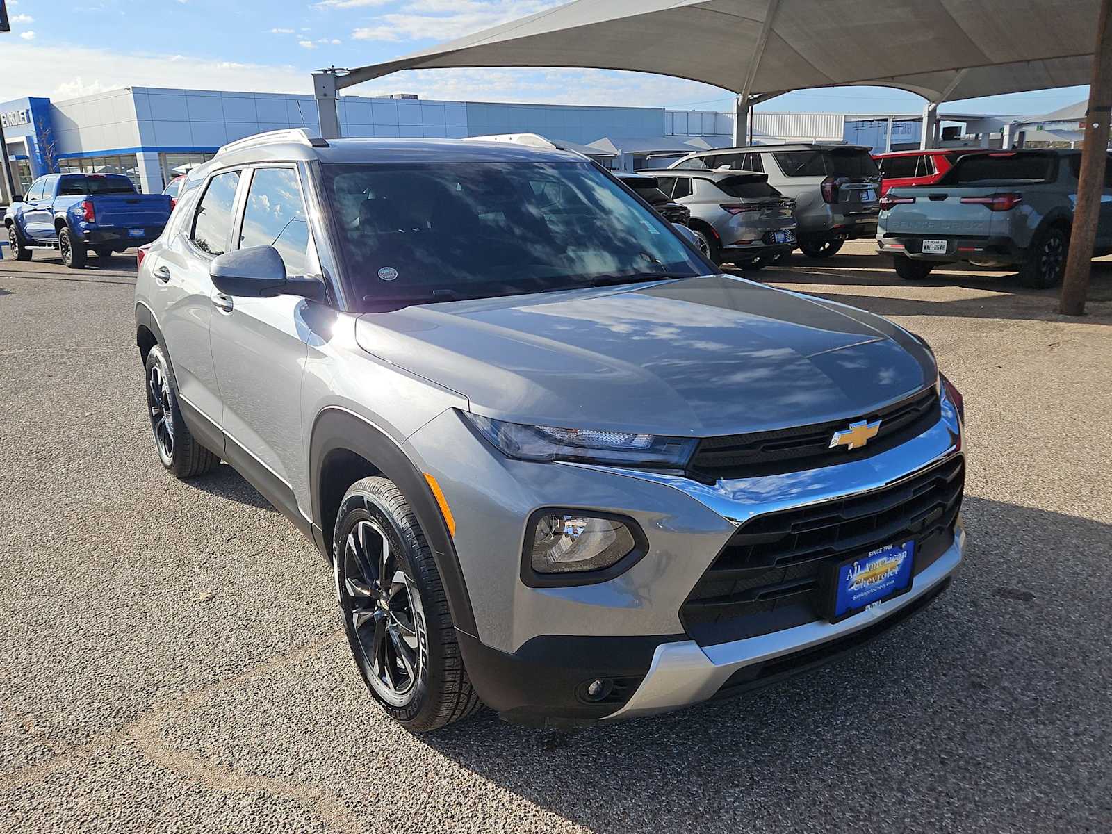 Thumbnail: 2023 Chevrolet TrailBlazer - 2