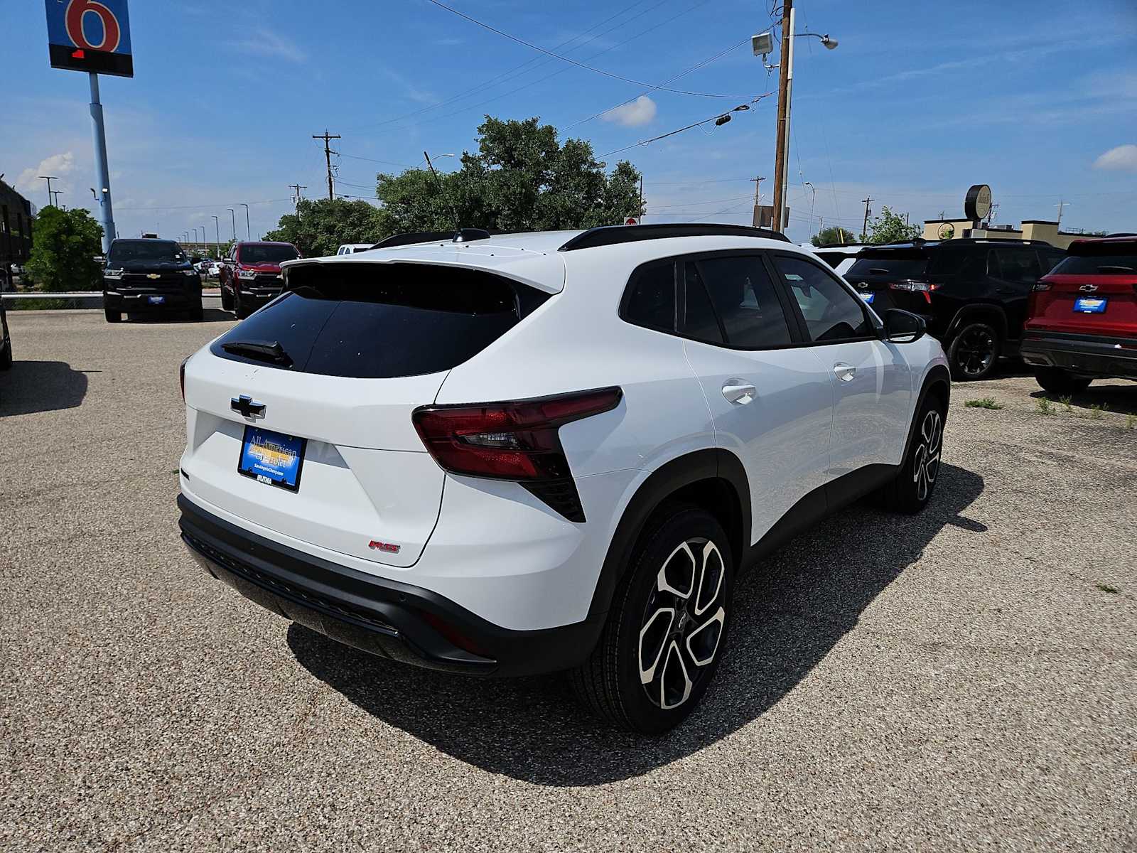 Thumbnail: 2026 Chevrolet Trax - 8