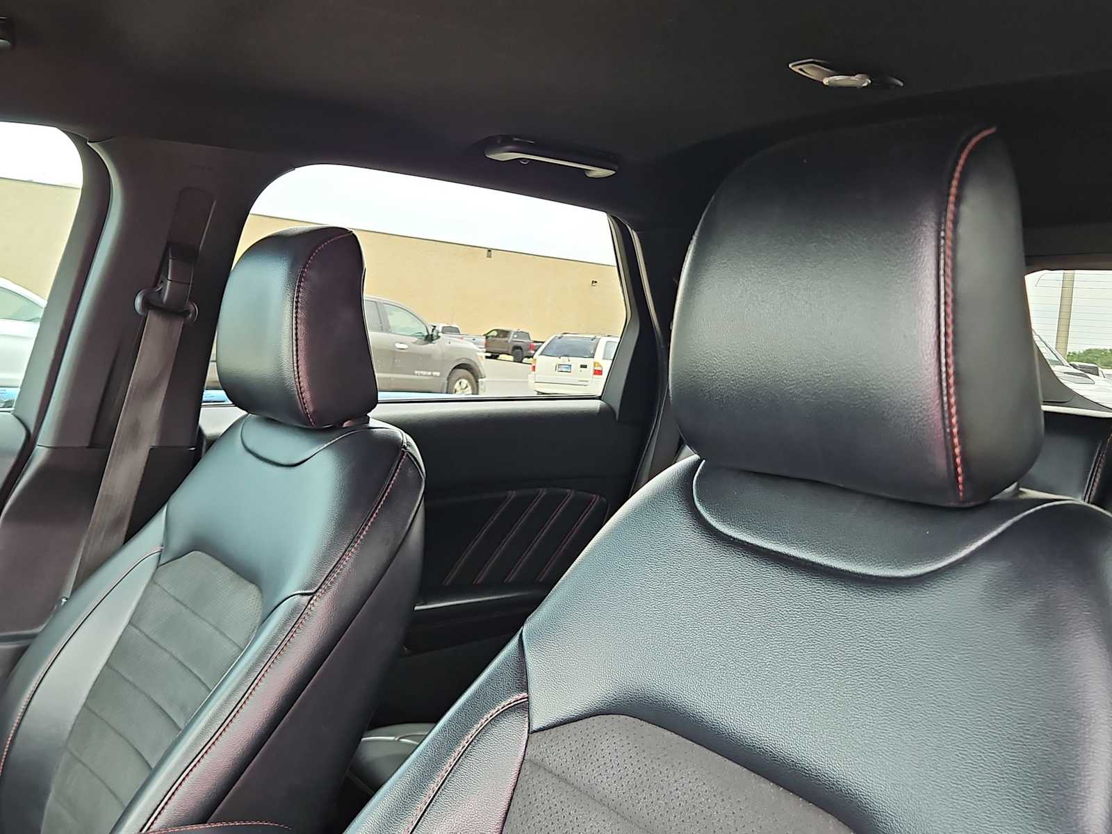 Thumbnail: 2022 Ford Edge - 15