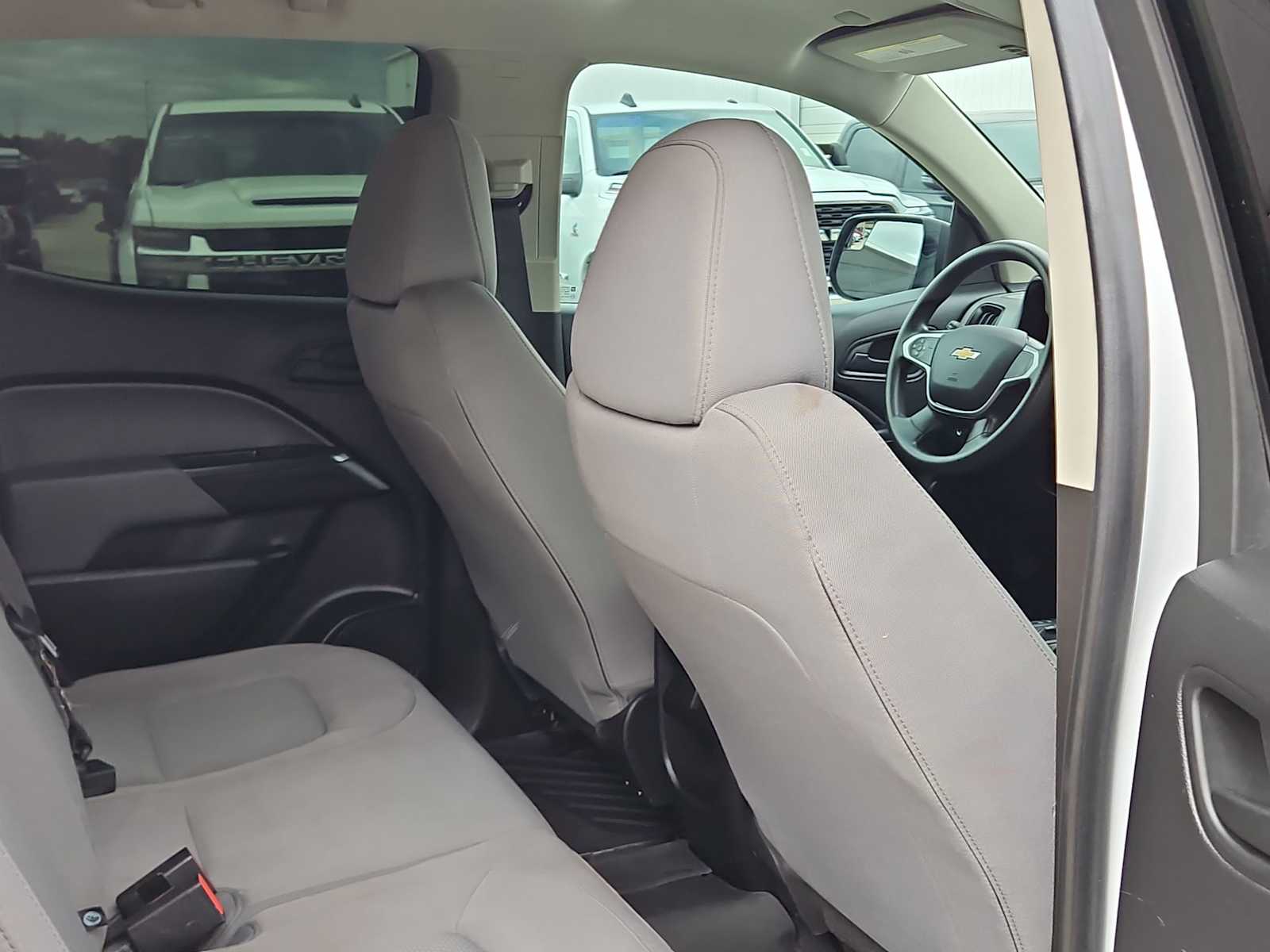 Thumbnail: 2021 Chevrolet Colorado - 17