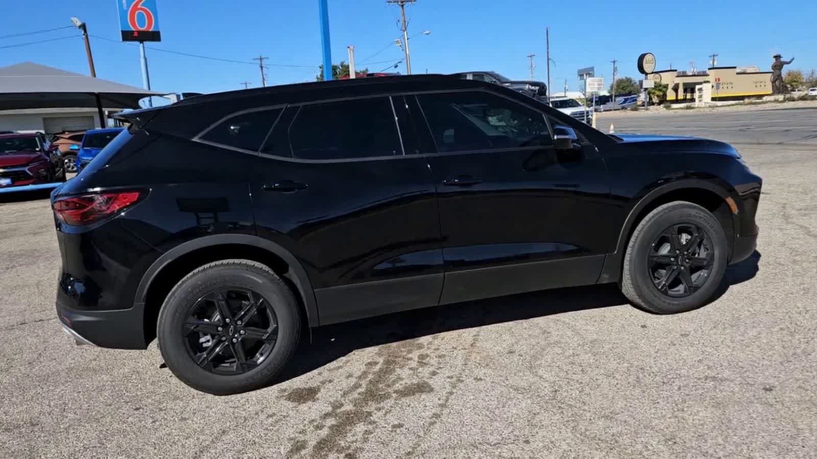 Thumbnail: 2024 Chevrolet Blazer - 8