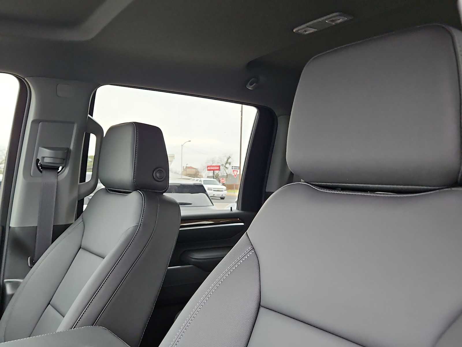 Thumbnail: 2026 Chevrolet Silverado 2500 - 15