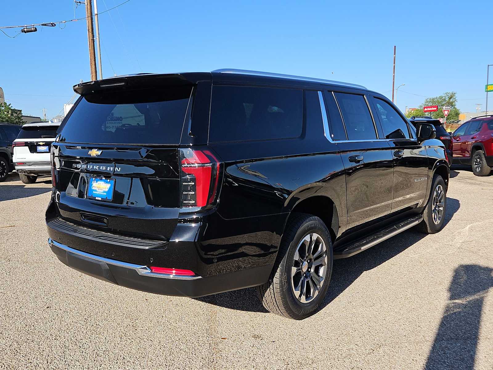 Thumbnail: 2026 Chevrolet Suburban - 8