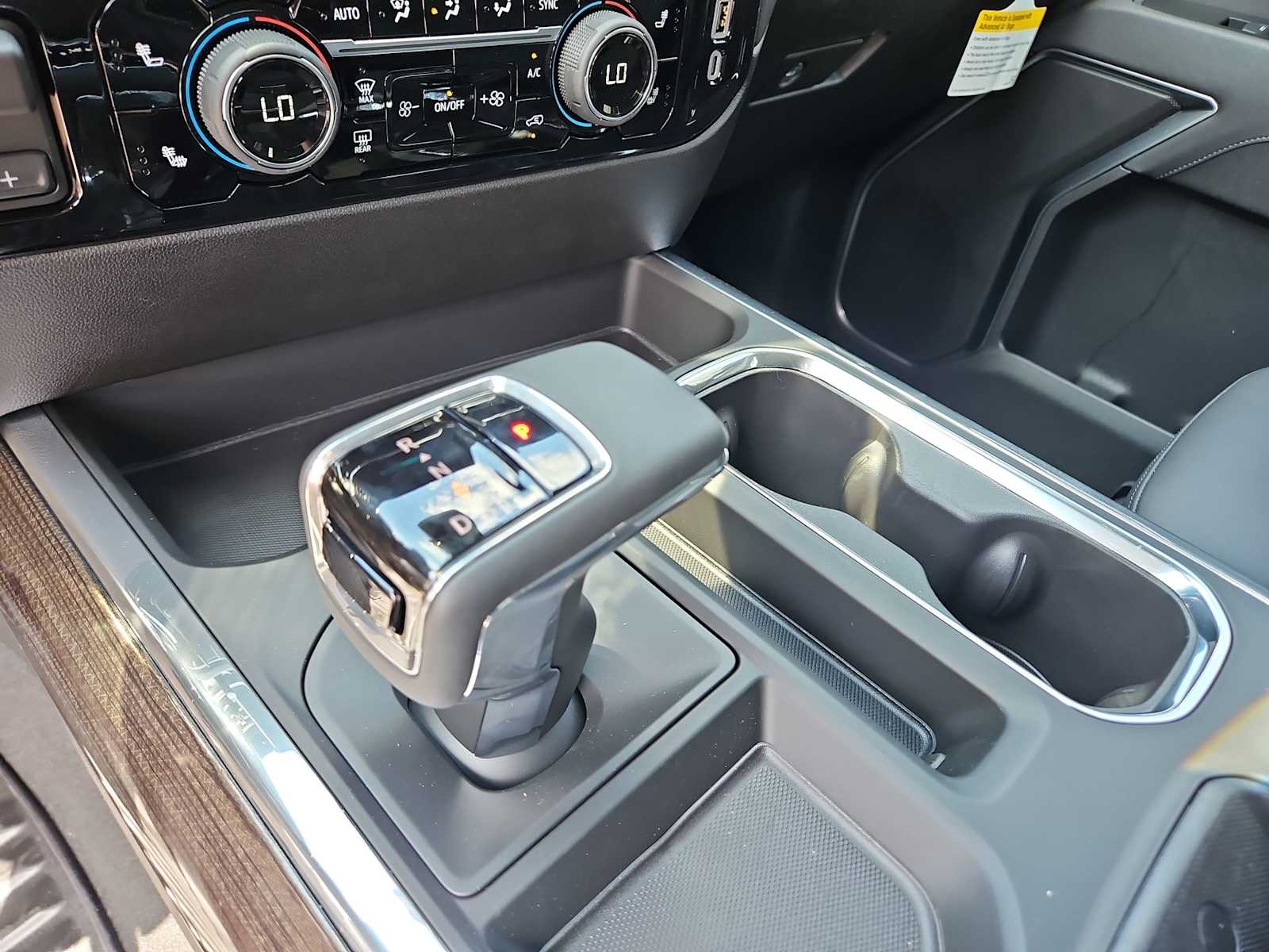 Thumbnail: 2026 Chevrolet Silverado 1500 - 21