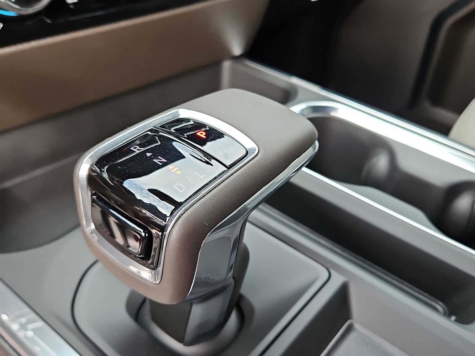 Thumbnail: 2026 Chevrolet Silverado 1500 - 21