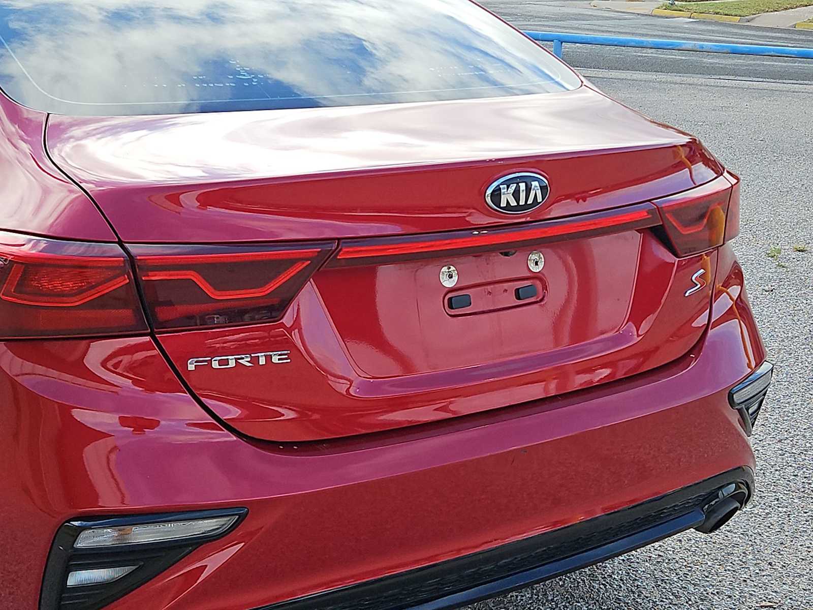 Thumbnail: 2019 Kia Forte - 23