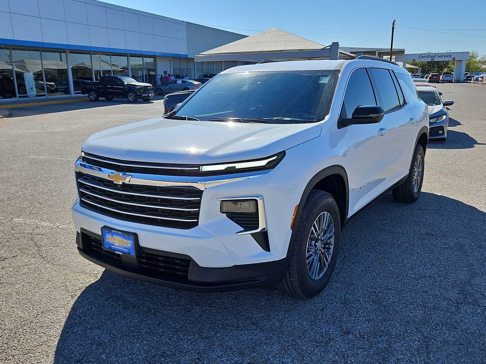 Thumbnail: 2026 Chevrolet Traverse - 4