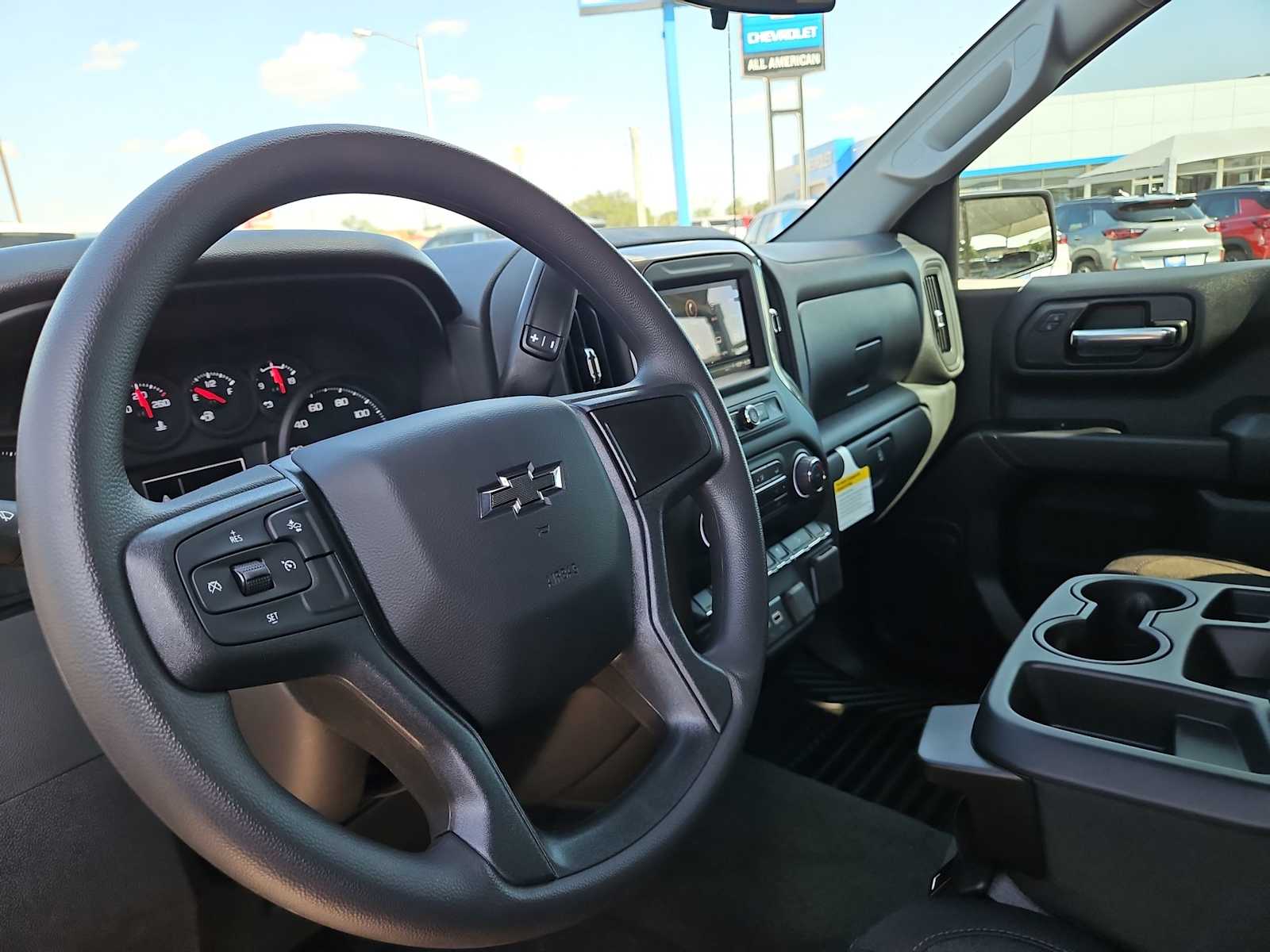 Thumbnail: 2026 Chevrolet Silverado 1500 - 10