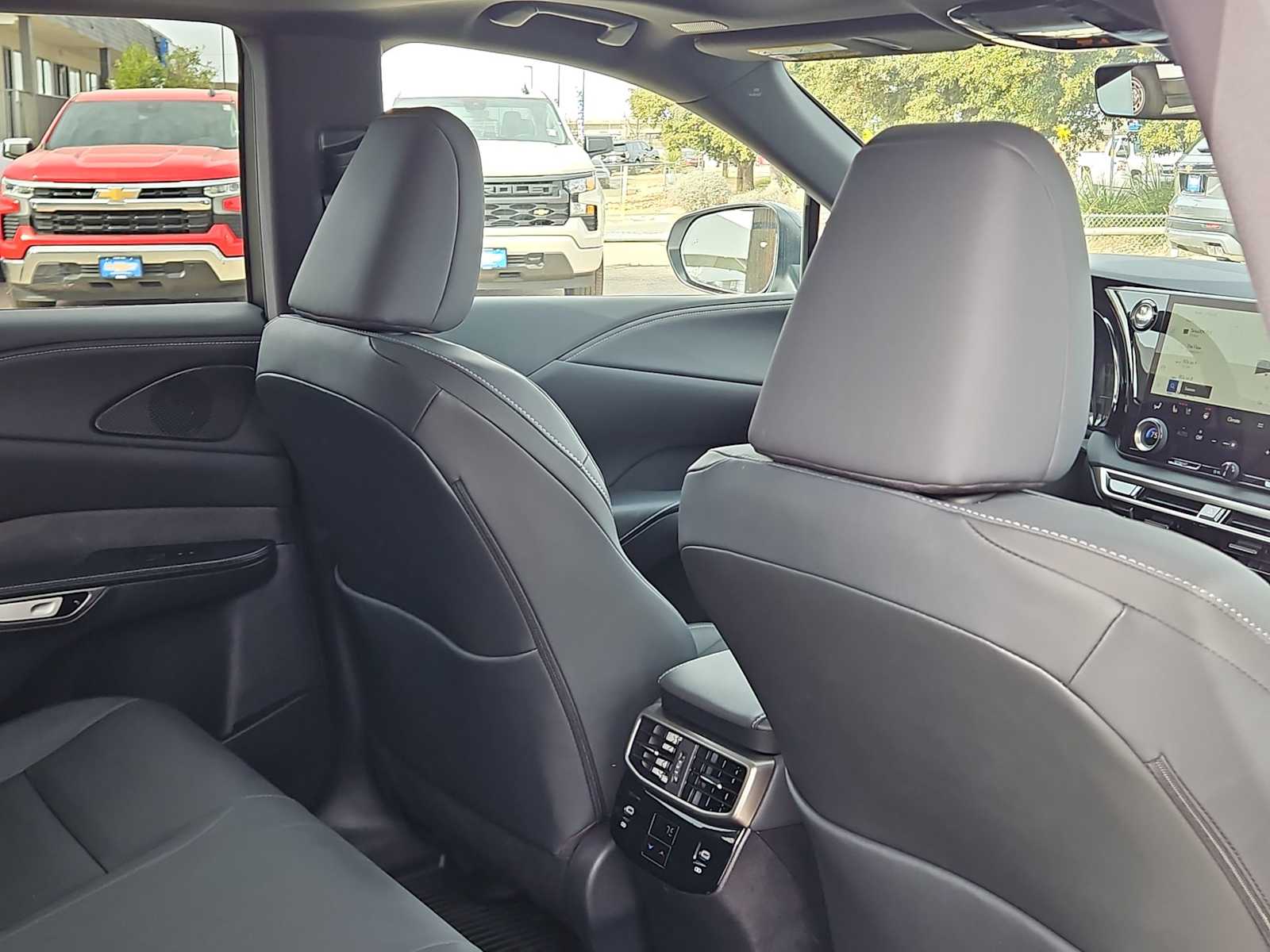 Thumbnail: 2025 Lexus RX - 17