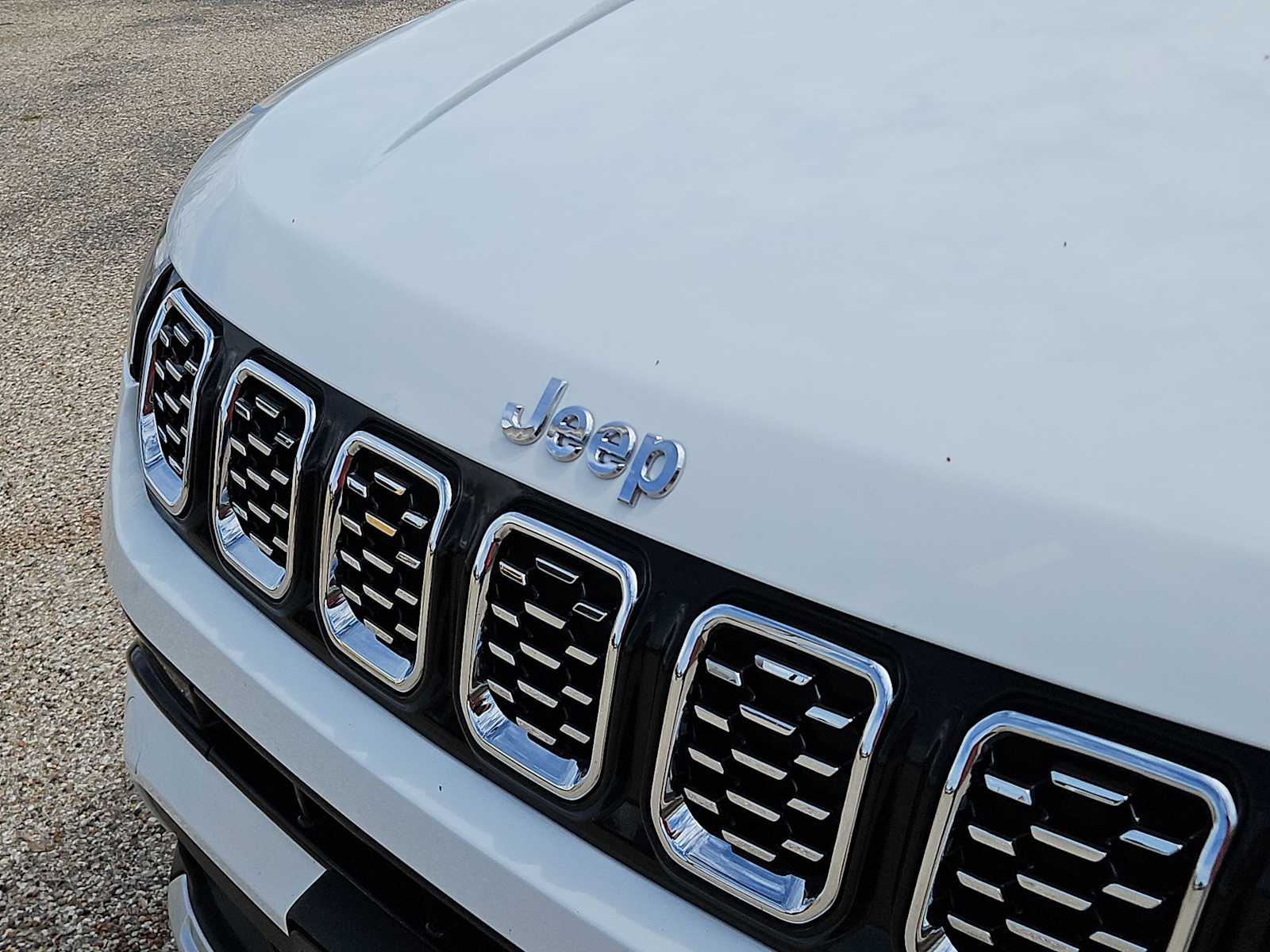 Thumbnail: 2025 Jeep Compass - 13