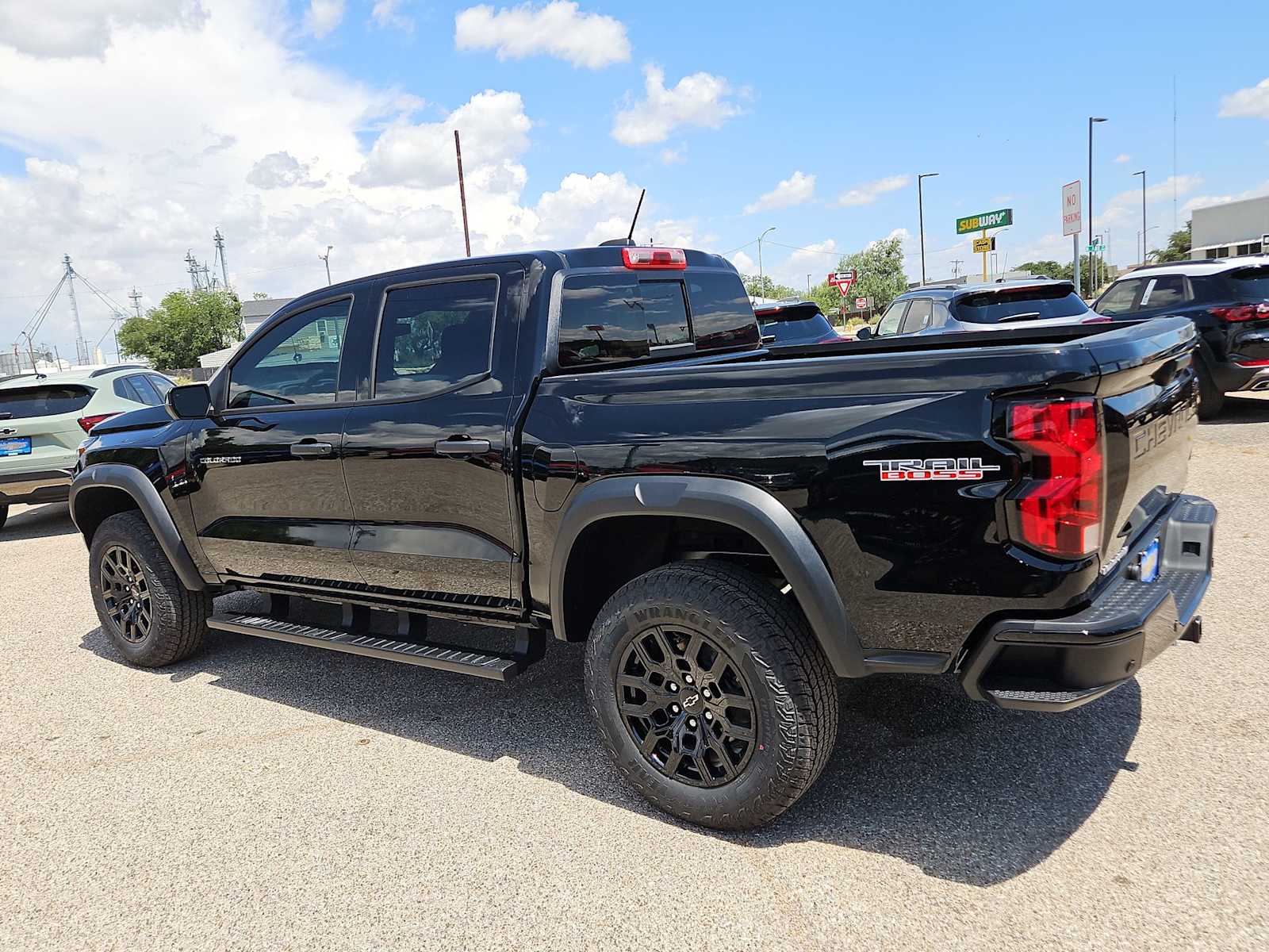 Thumbnail: 2026 Chevrolet Colorado - 11