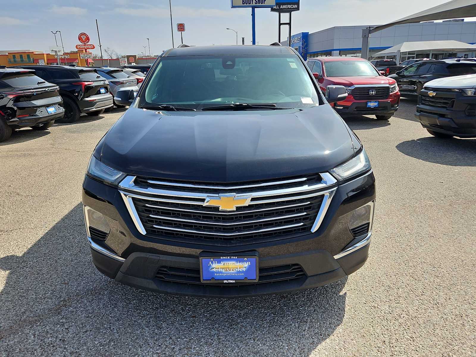 Thumbnail: 2023 Chevrolet Traverse - 3