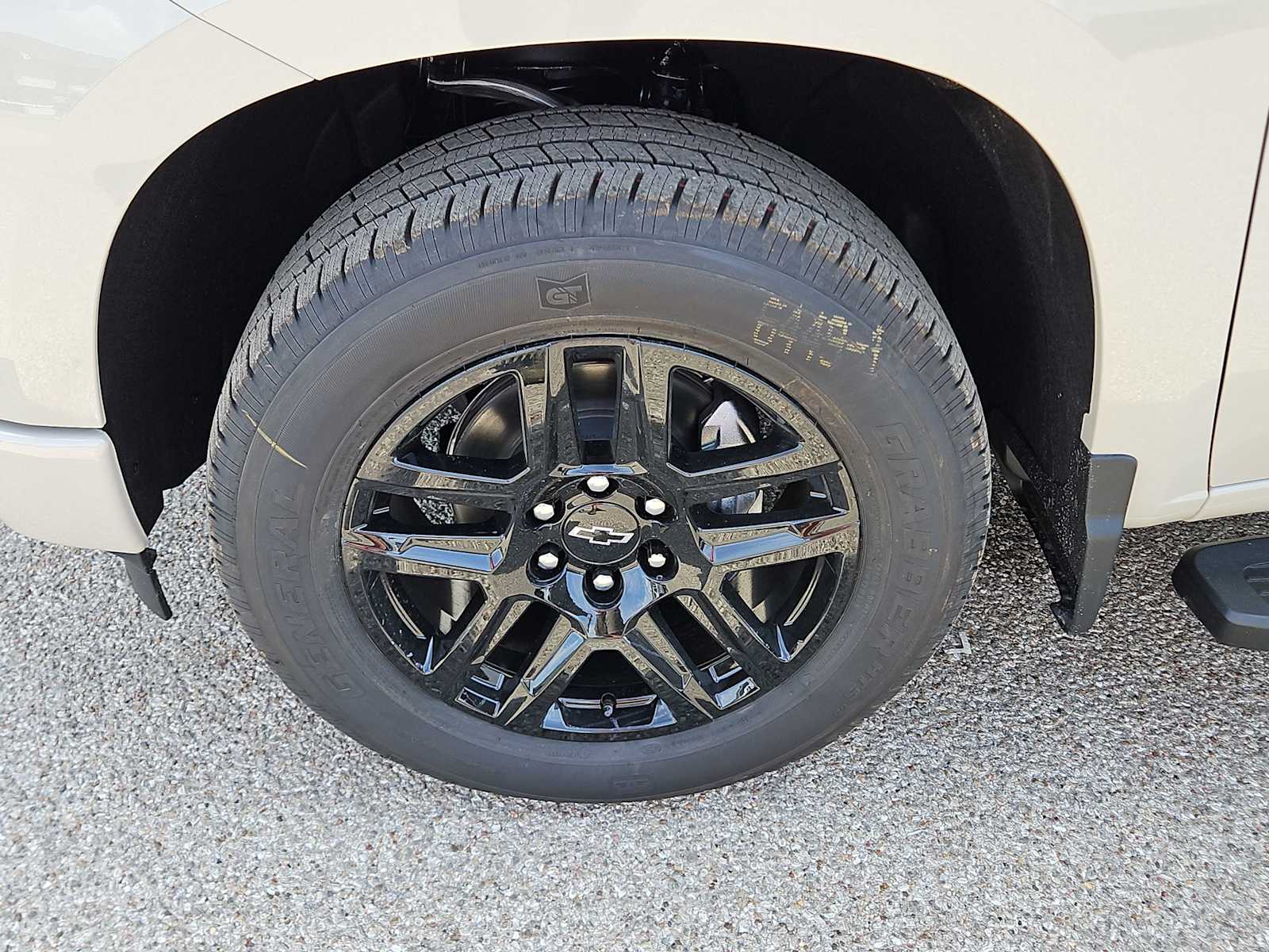 Thumbnail: 2026 Chevrolet Silverado 1500 - 12