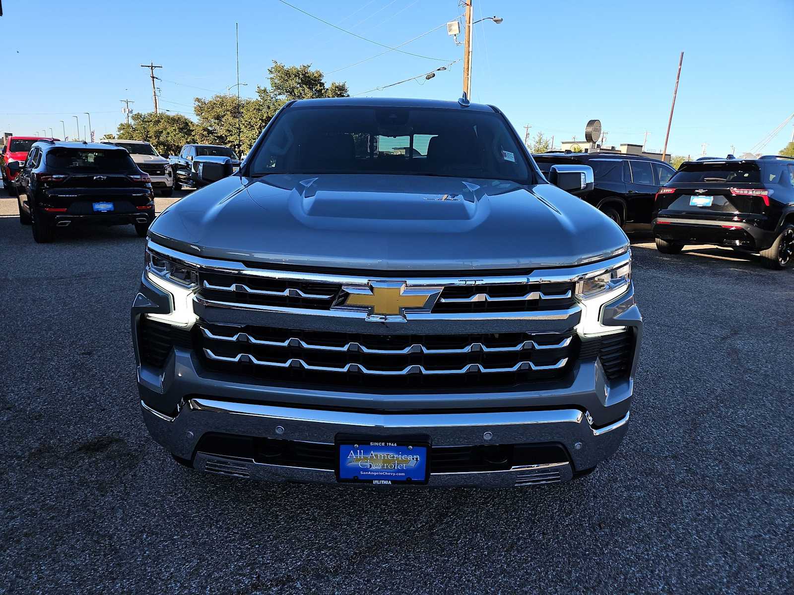 Thumbnail: 2026 Chevrolet Silverado 1500 - 3