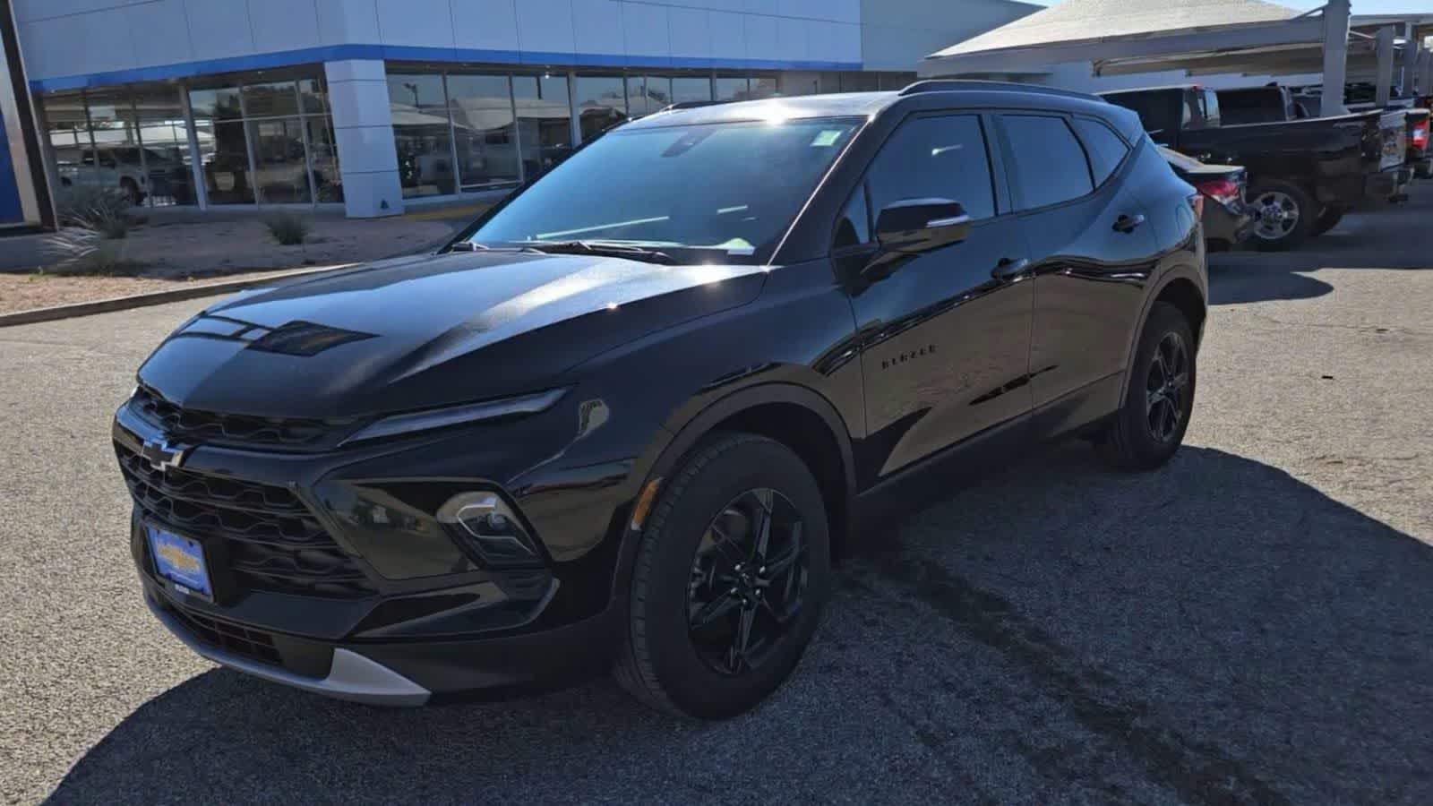 Thumbnail: 2024 Chevrolet Blazer - 3