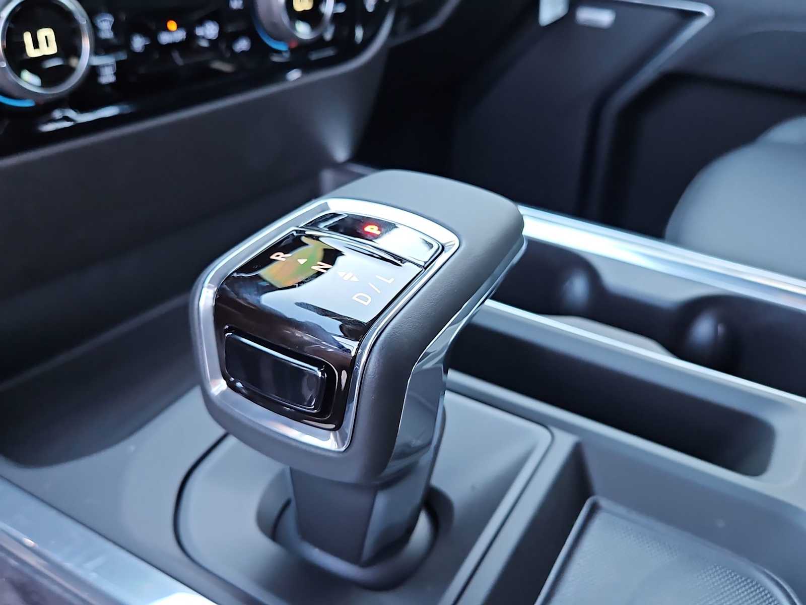 Thumbnail: 2026 Chevrolet Silverado 1500 - 21