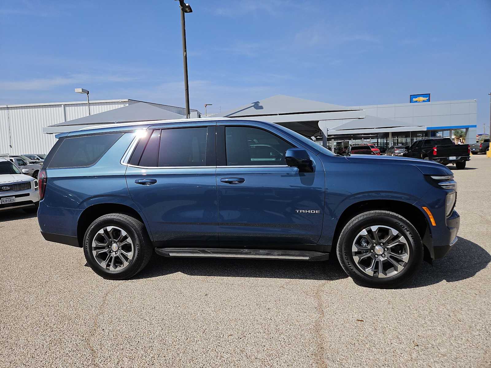 Thumbnail: 2026 Chevrolet Tahoe - 9