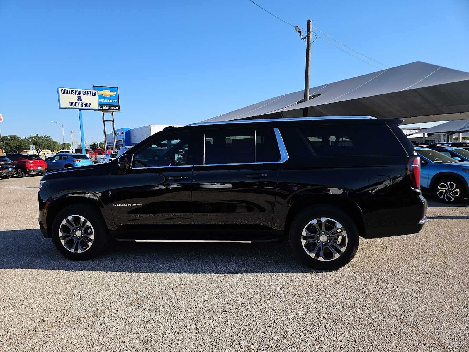 Thumbnail: 2026 Chevrolet Suburban - 5