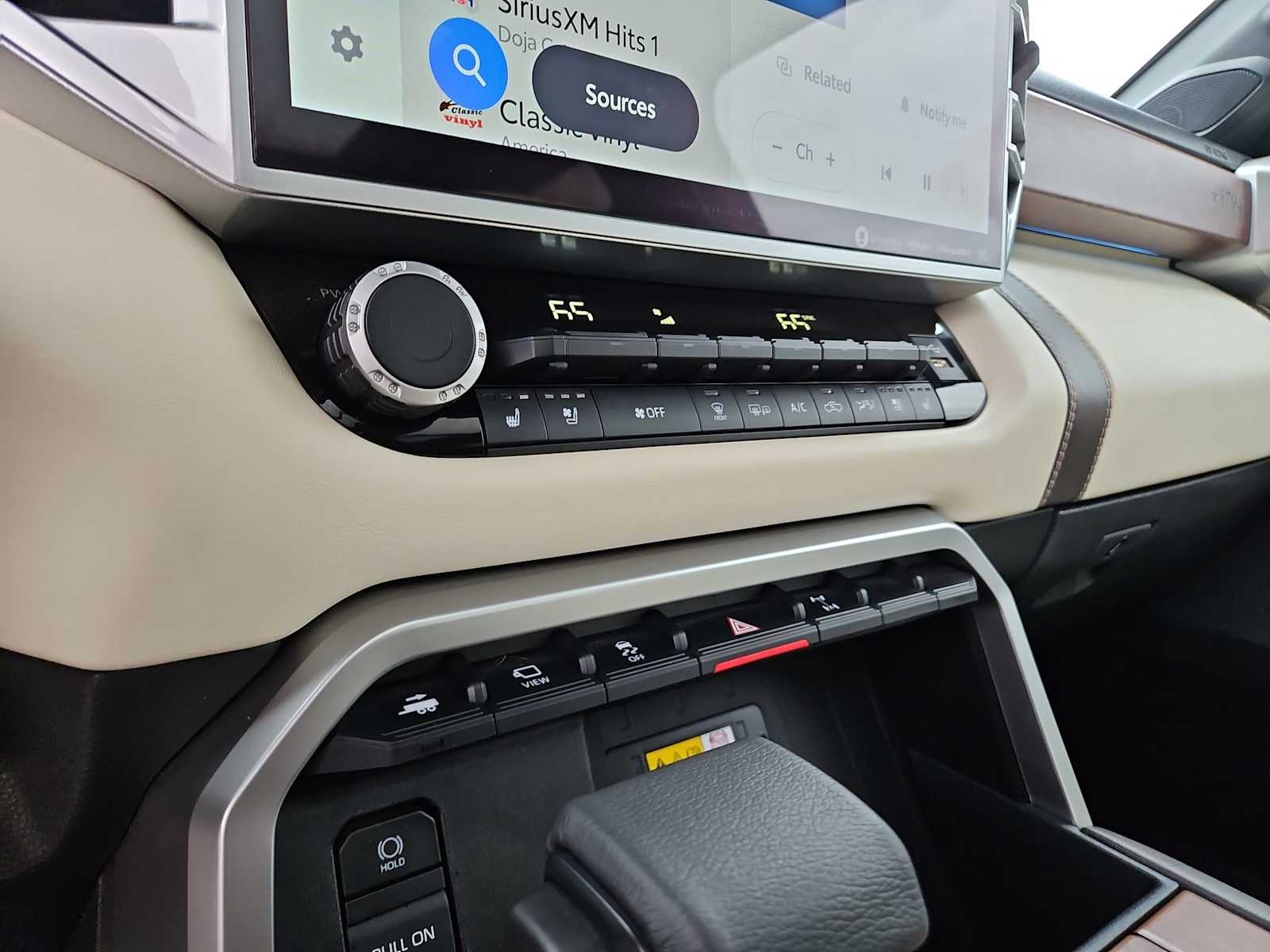 Thumbnail: 2023 Toyota Tundra - 24