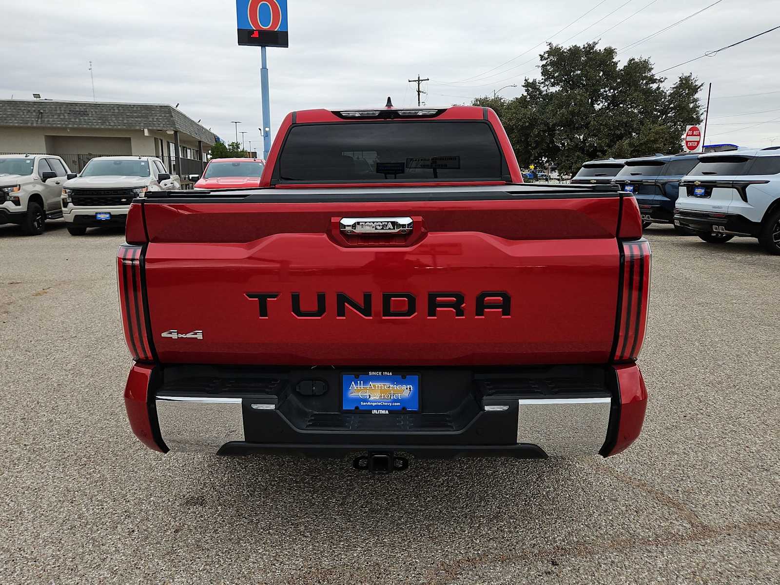 Thumbnail: 2023 Toyota Tundra - 7