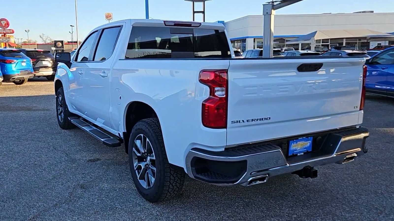 Thumbnail: 2025 Chevrolet Silverado 1500 - 6