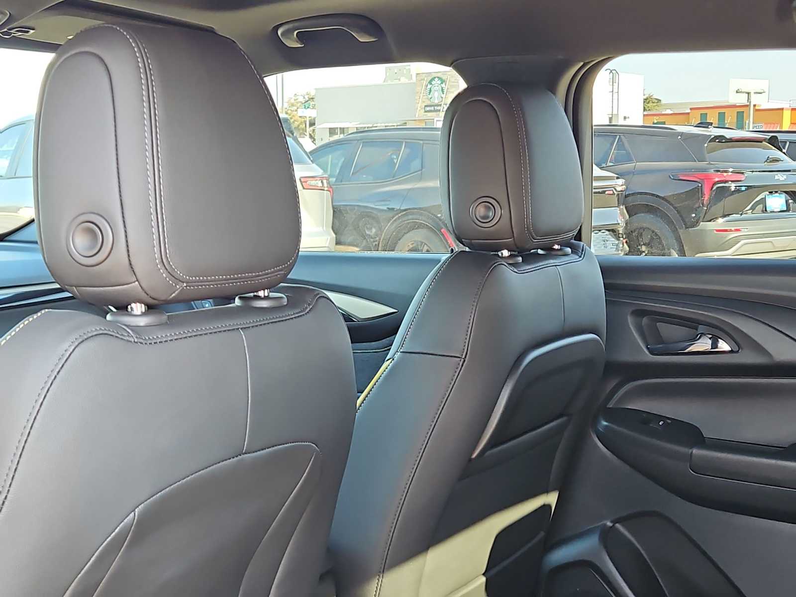 Thumbnail: 2026 Chevrolet TrailBlazer - 16