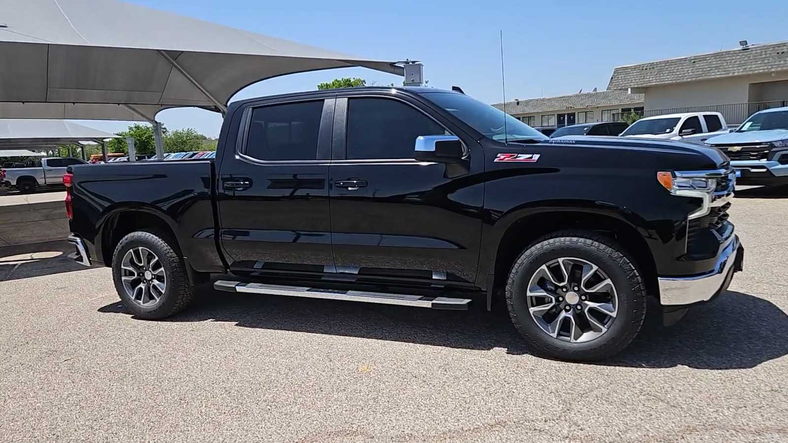 Thumbnail: 2025 Chevrolet Silverado 1500 - 9