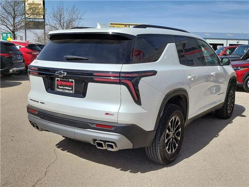 Used 2025 Chevrolet Traverse Z71 All-Wheel Drive