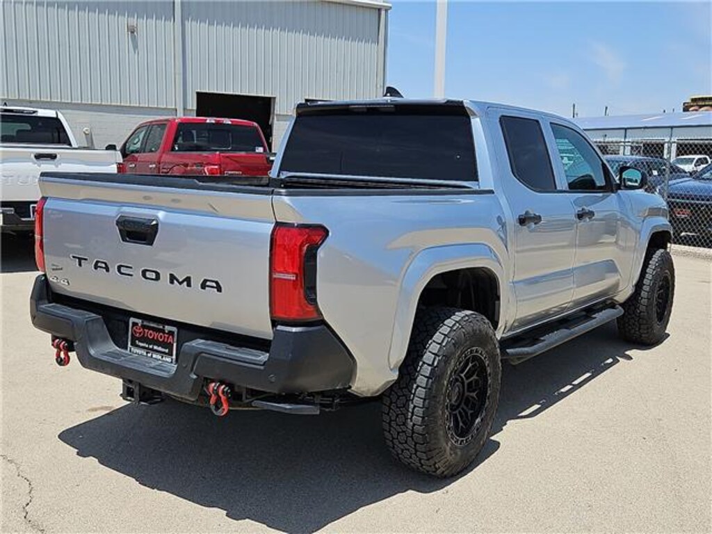 Used 2025 Toyota Tacoma SR (M6) 4x4 Double Cab 5 ft. box