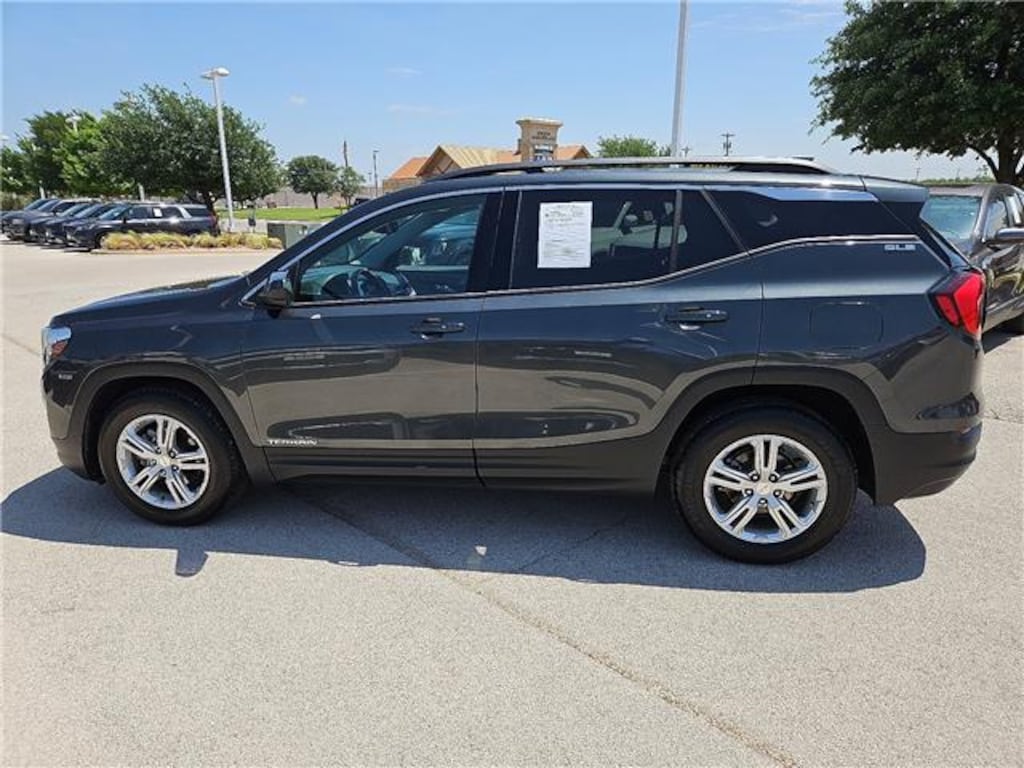 Used 2020 GMC Terrain SLE Front-wheel Drive