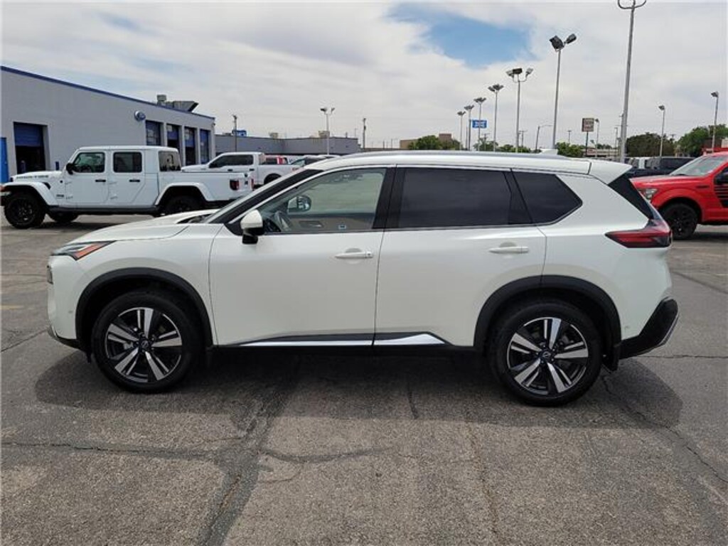 Used 2023 Nissan Rogue Platinum