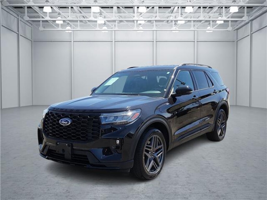Used 2025 Ford Explorer ST-Line 4x4