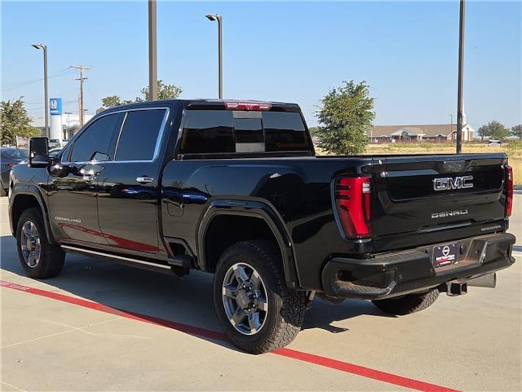 Used 2024 GMC Sierra 2500HD Denali Ultimate 4x4 Crew Cab 6.75 ft. box 159 in.