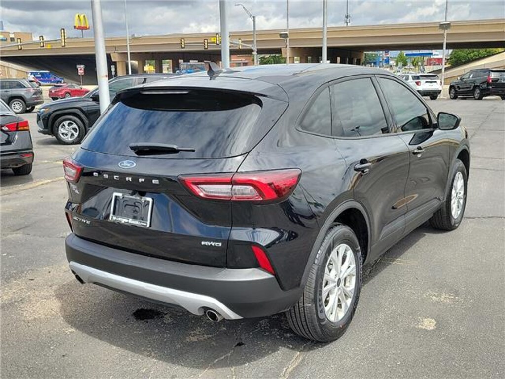 Used 2025 Ford Escape Active All-Wheel Drive