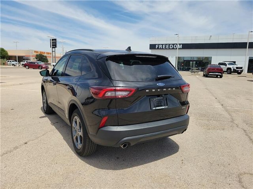 Used 2025 Ford Escape ST-Line All-Wheel Drive