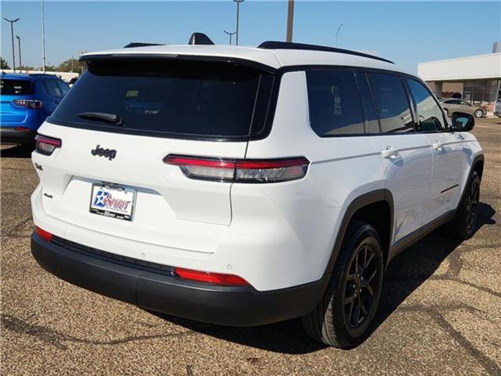 Used 2024 Jeep Grand Cherokee L Altitude 4x4