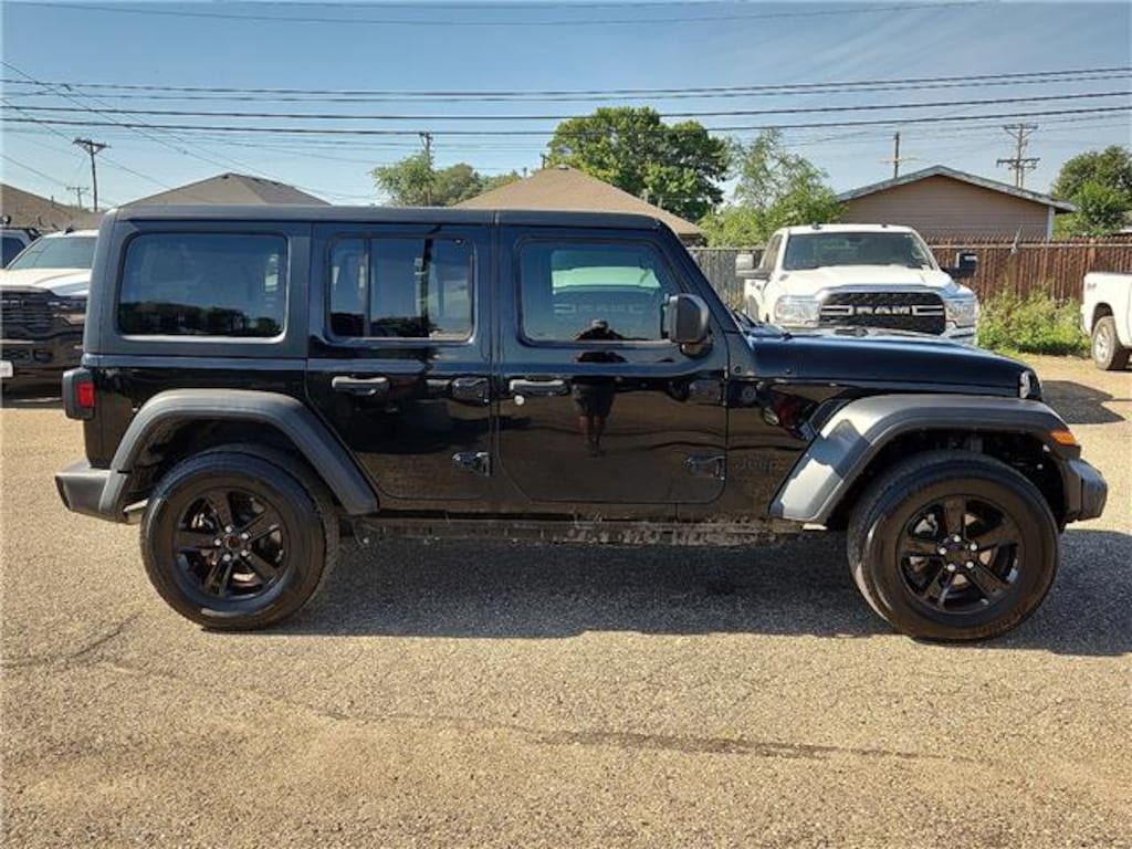 Used 2021 Jeep Wrangler Unlimited Sport Altitude 4x4