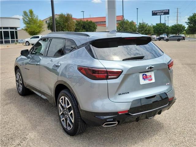 2024 Chevrolet Blazer RS photo 3