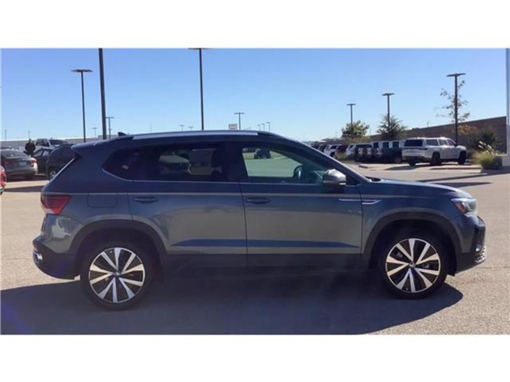 Used 2024 Volkswagen Taos 1.5T SE Front-Wheel Drive